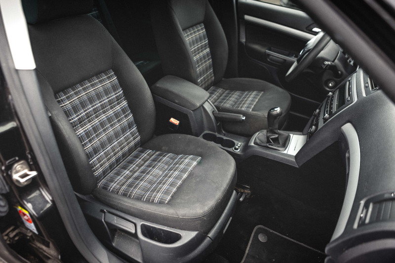 ŠKODA OCTAVIA 1.8 TSI SPORTLINE COMBI - obrázek 1