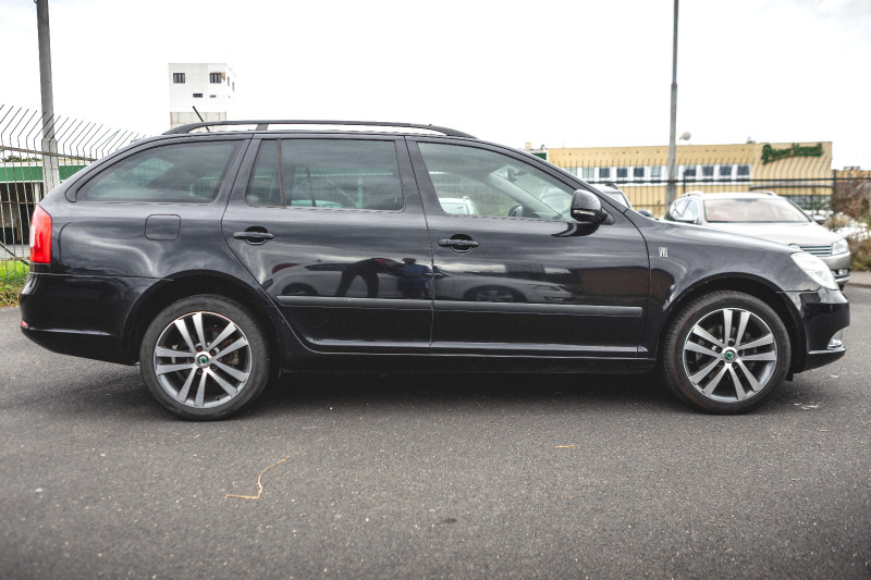 ŠKODA OCTAVIA 1.8 TSI SPORTLINE COMBI - obrázek 1