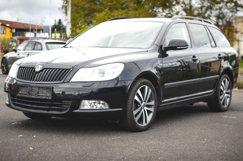 ŠKODA OCTAVIA 1.8 TSI SPORTLINE COMBI - obrázek 1