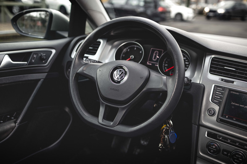 VOLSkWAGEN GOLF 6 1.6 TDI COMBI