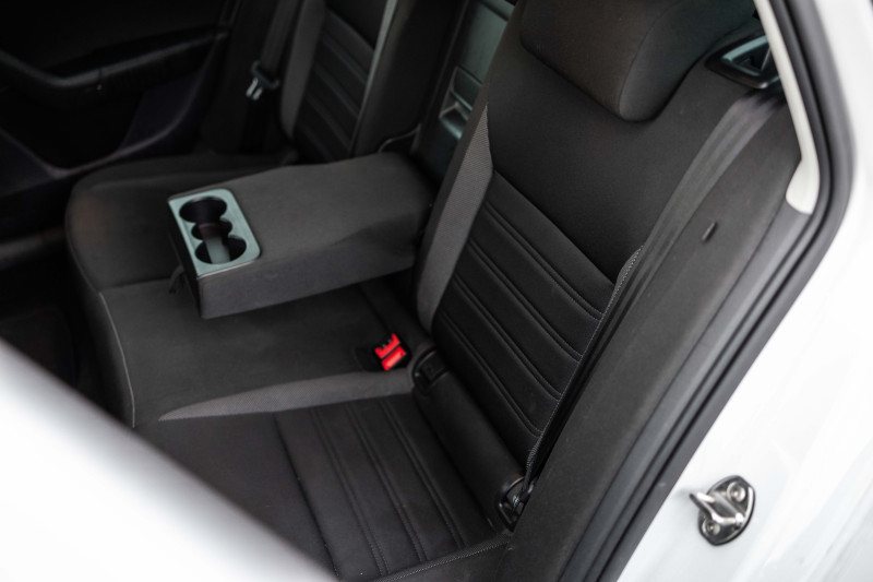ŠKODA OCTAVIA 1.6 TDI COMBI na splátky - fotografie 15