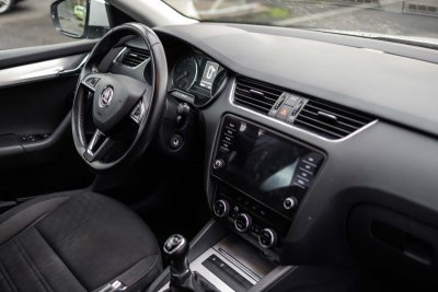 ŠKODA OCTAVIA 1.6 TDI COMBI na splátky - fotografie 10
