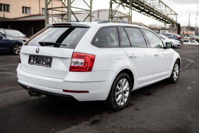 ŠKODA OCTAVIA 1.6 TDI COMBI na splátky - fotografie 5
