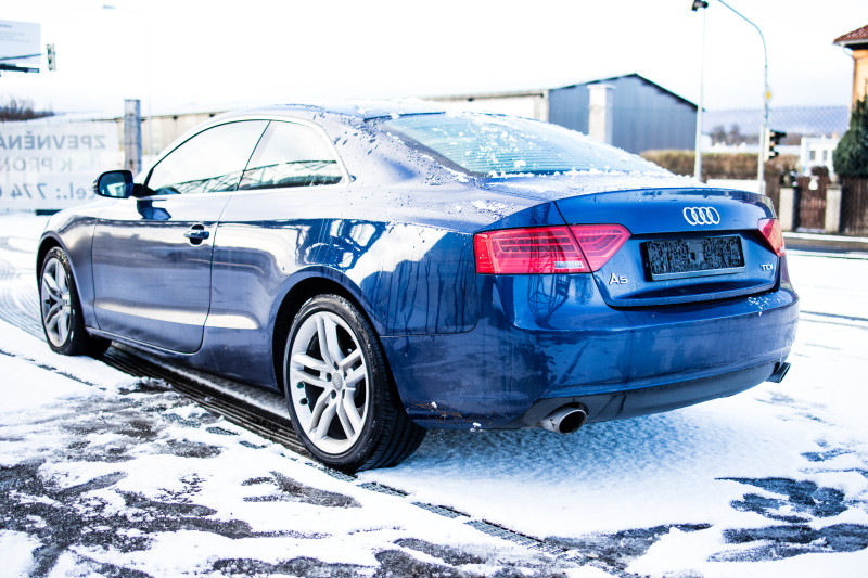 AUDI A5 COUPE 3.0 TDI - obrázek 1