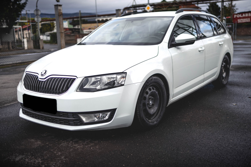 Škoda OCTAVIA 1.6 TDI ELEGANCE