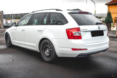 Škoda OCTAVIA 1.6 TDI ELEGANCE na splátky - fotografie 3