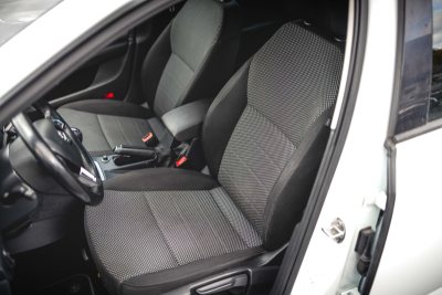 Škoda OCTAVIA 1.6 TDI ELEGANCE na splátky - fotografie 13
