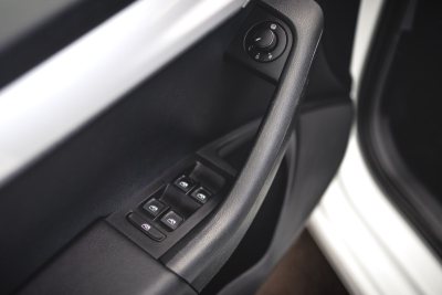 Škoda OCTAVIA 1.6 TDI ELEGANCE na splátky - fotografie 5