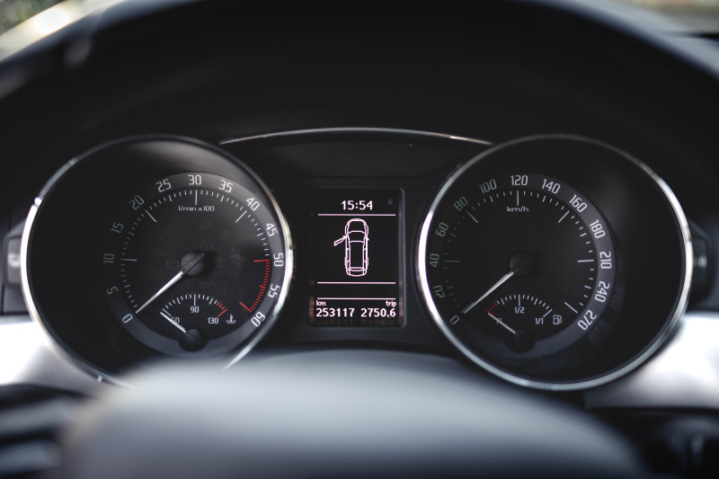 ŠKODA SUPERB 2.0 TDI