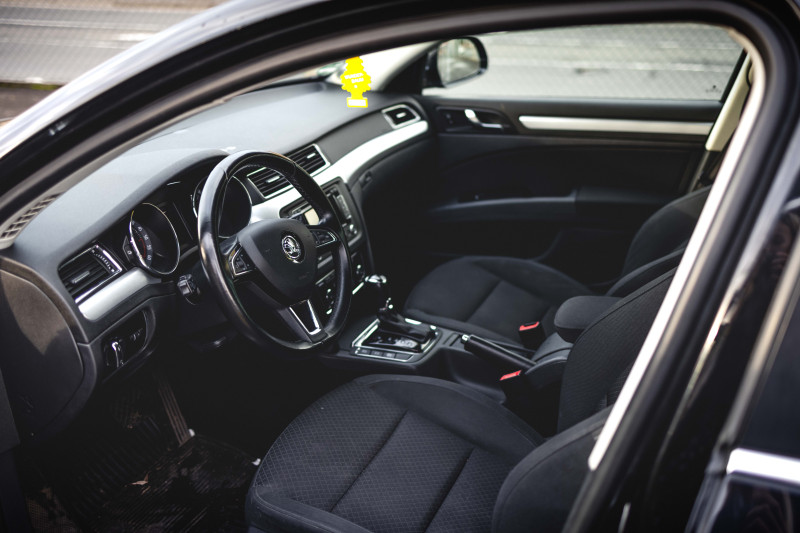 ŠKODA SUPERB 2.0 TDI