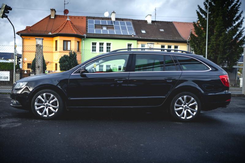 ŠKODA SUPERB 2.0 TDI