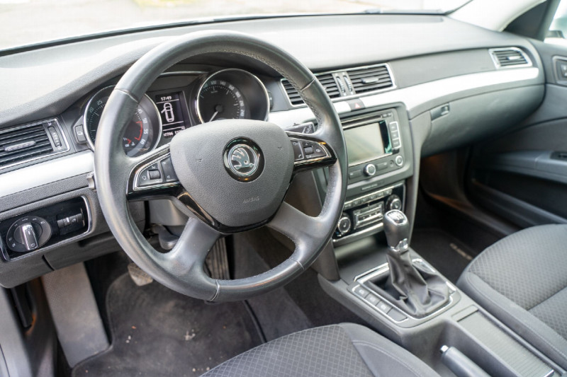 ŠKODA SUPERB 1.6 TDI COMBI ELEGANCE - obrázek 1