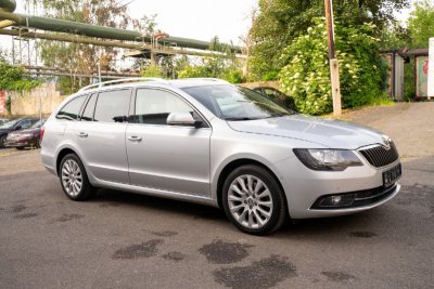 ŠKODA SUPERB 1.6 TDI COMBI ELEGANCE na splátky - fotografie 8