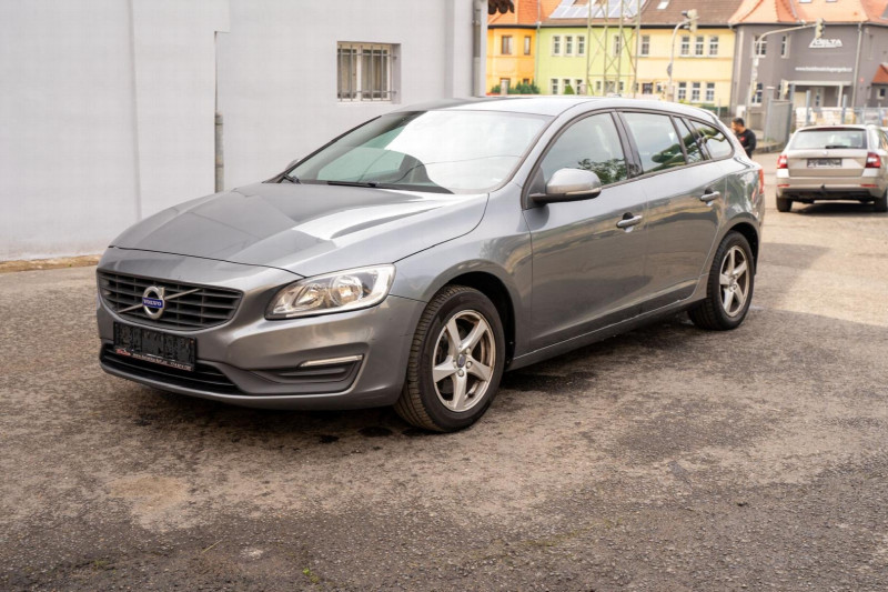 VOLVO V60 2.0 TDI