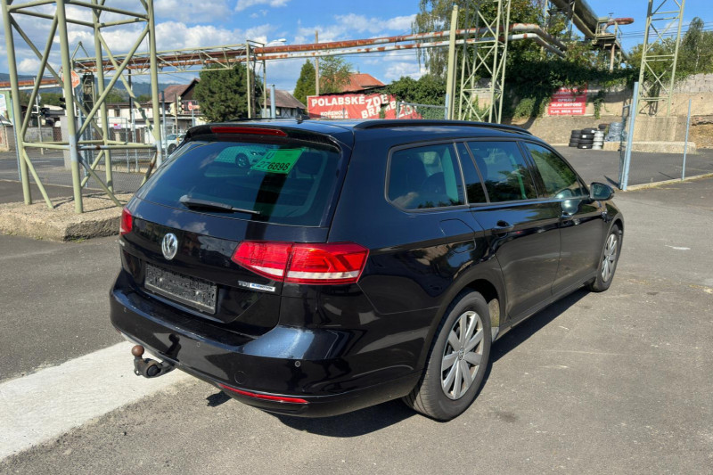 VOLKSWAGEN PASSAT COMFORTLINE RV - obrázek 1