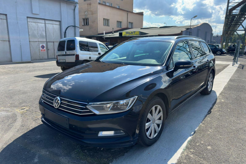 VOLKSWAGEN PASSAT COMFORTLINE RV