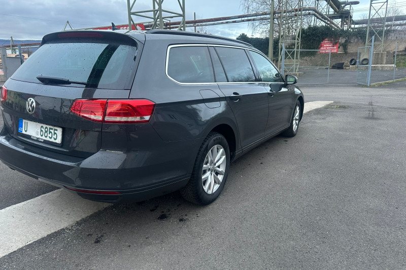 VOLKSWAGEN PASSAT 2.0 DSG TDI na splátky - fotografie 7