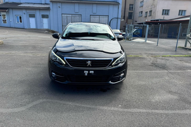 PEUGEOT 308 1.5 HDi