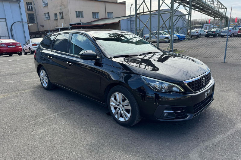 PEUGEOT 308 1.5 HDi