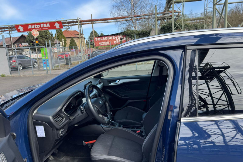FORD FOCUS 1.5 TDCi TITANIUM - obrázek 1