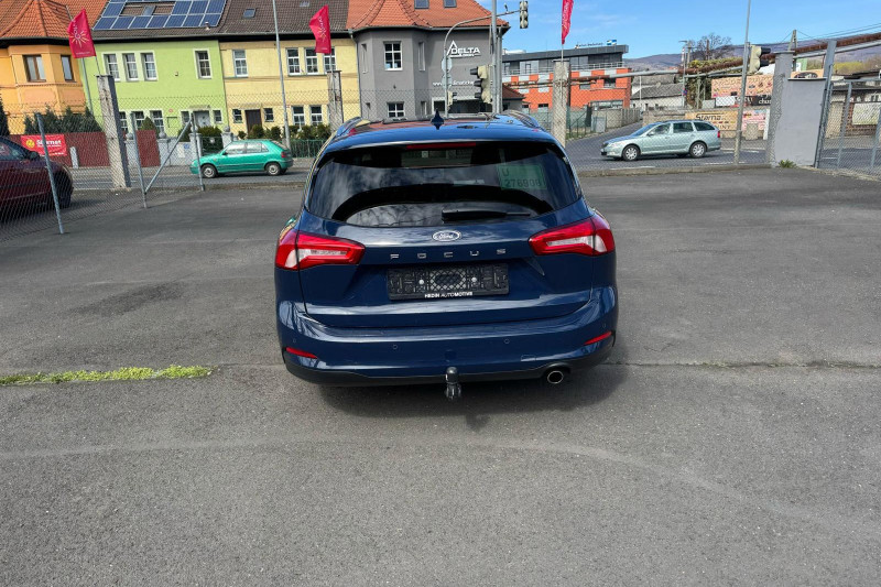 FORD FOCUS 1.5 TDCi TITANIUM - obrázek 1