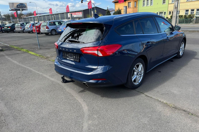 FORD FOCUS 1.5 TDCi TITANIUM - obrázek 1