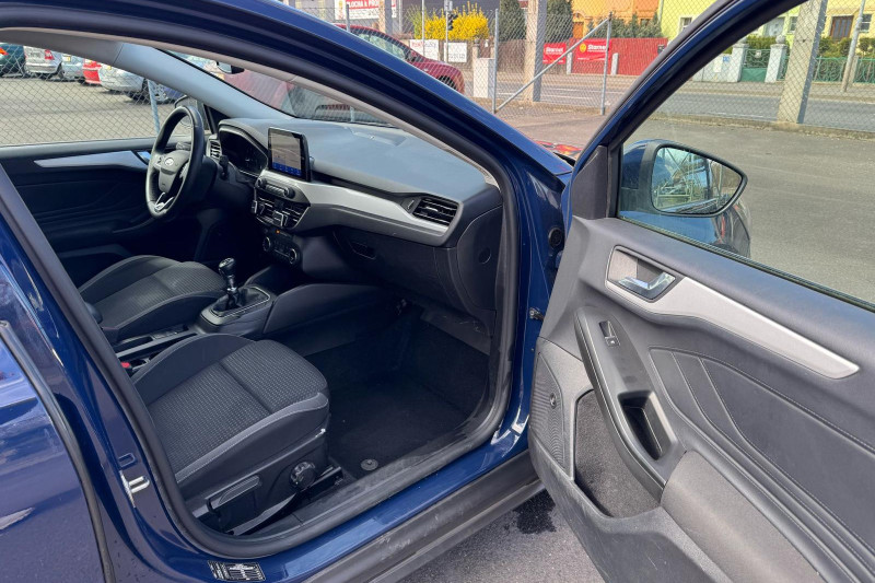 FORD FOCUS 1.5 TDCi TITANIUM - obrázek 1