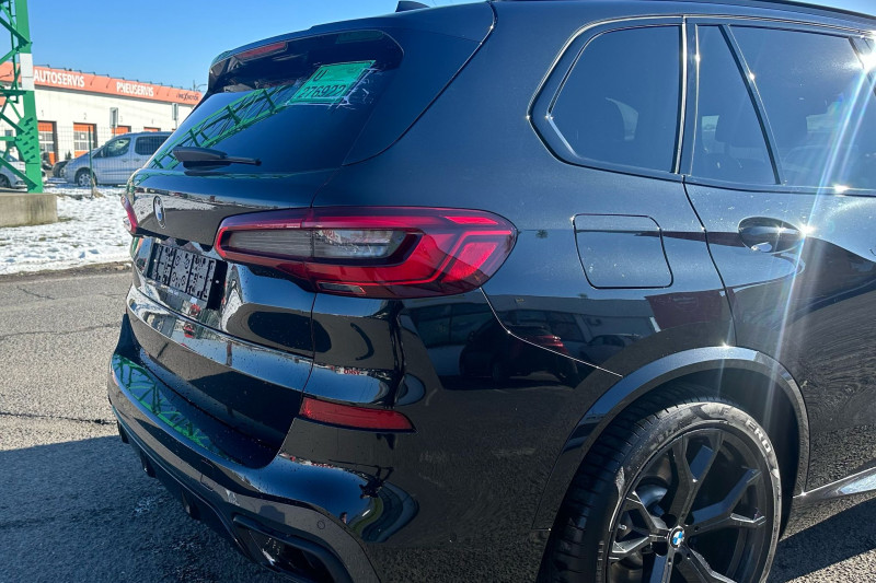 BMW X5 XDRIVE30D M-PAKET - obrázek 1