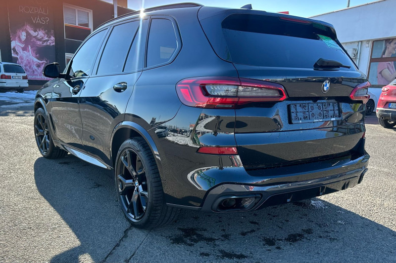 BMW X5 XDRIVE30D M-PAKET - obrázek 1