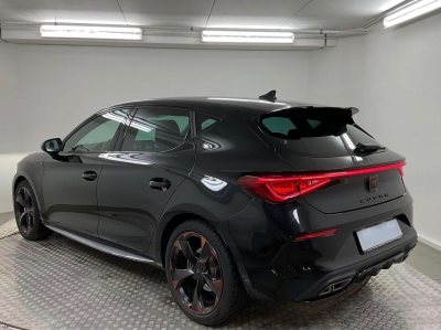 CUPRA LEON VZ LINE 2.0 TSI DSG na splátky - fotografie 3
