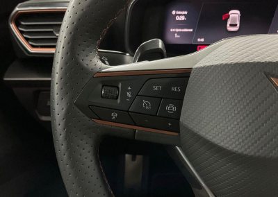 CUPRA LEON VZ LINE 2.0 TSI DSG na splátky - fotografie 10