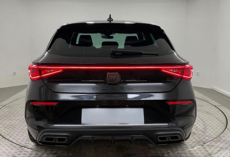 CUPRA LEON VZ LINE 2.0 TSI DSG na splátky - fotografie 5