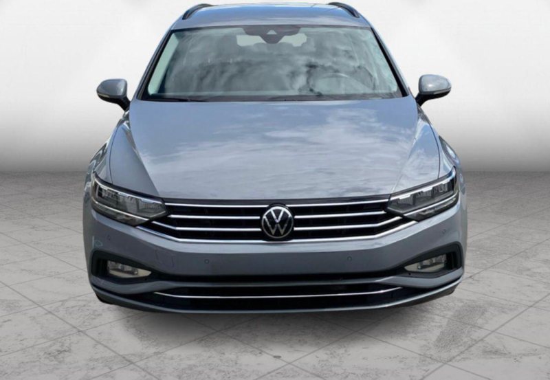 VOLKSWAGEN PASSAT BUSINESS 2.0 TDI 110 kW DSG VARIANT na splátky