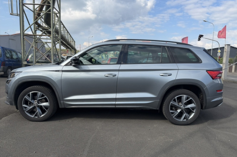 ŠKODA KODIAQ 7 MÍSTNÝ SPORTLINE 4x4 DSG na splátky - fotografie 3